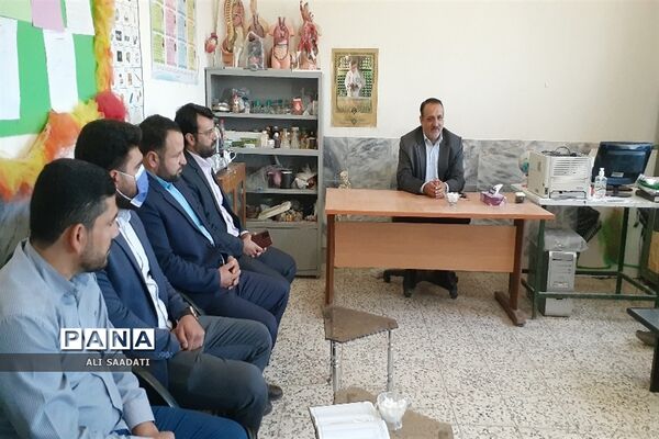 بازدید مدیر آموزش و پرورش شهرستان کلات از مدارس روستاهای قله زو، آقداش و سیرزار