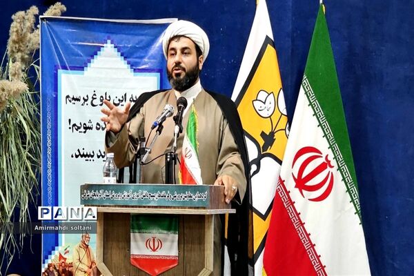 گردهمایی معاونان پرورشی و فرماندهان حوزه‌های بسیج دانش‌آموزی آذربایجان شرقی