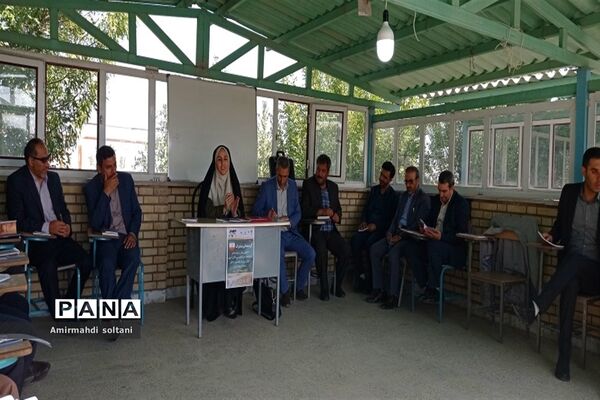 گردهمایی معاونان پرورشی و فرماندهان حوزه‌های بسیج دانش‌آموزی آذربایجان شرقی