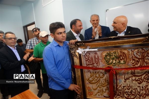 افتتاح مدرسه خیرساز سیاوش زرازوند ( اسوه ) در آموزش و پرورش منطقه9 شهر تهران