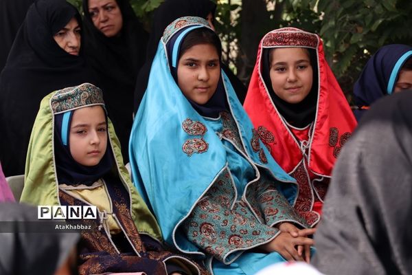 آذرشهر و پسته‌های خندانش