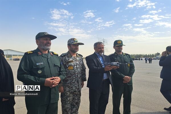 نمایشگاه دستاوردها و راهیان پیشرفت نیروی هوافضای سپاه در مشهد