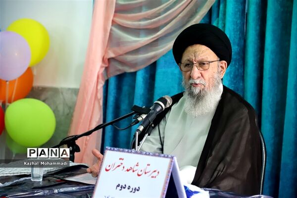نواختن زنگ نماز در مدارس استان گلستان