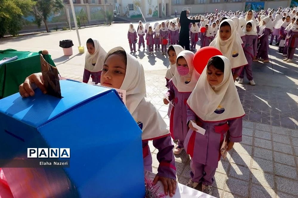 جشن عاطفه ها در روستای مبارکه