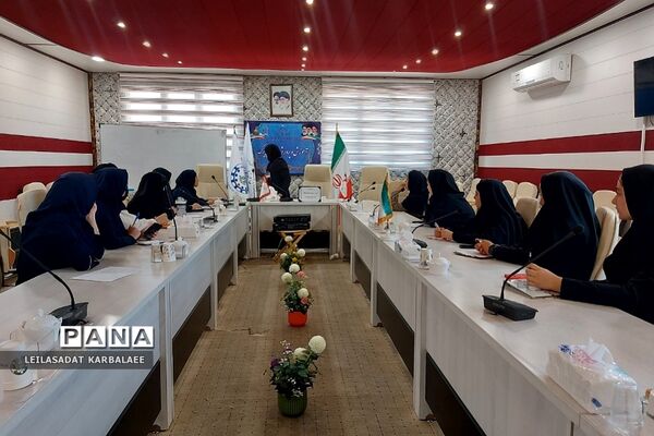 کارگاه آموزشی طرح«هر مدرسه،  یک خبرنگار» برای دانش‌آموز خبرنگاران پانا  کهریزک