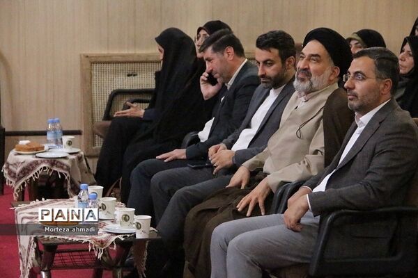 آیین تکریم و معارفه مدیر آموزش و پرورش ناحیه یک شهرری