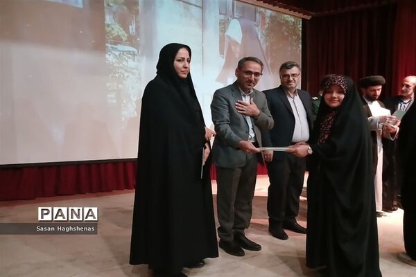 اختتامیه نمایشگاه خوشنویسی خط سرخ درشهرستان اسلامشهر