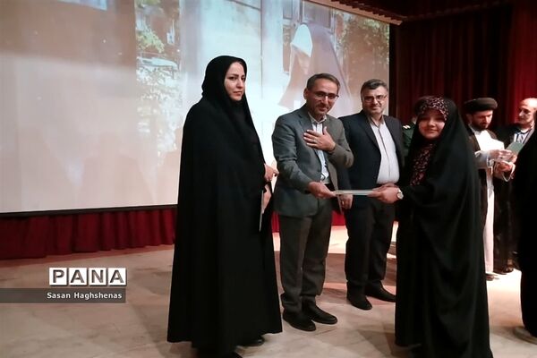 اختتامیه نمایشگاه خوشنویسی خط سرخ درشهرستان اسلامشهر