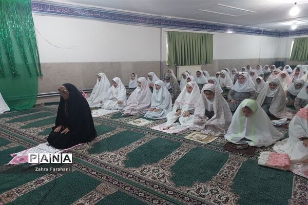 جشن نماز دانش‌آموزان آموزشگاه الله‌اکبر اسلامشهر