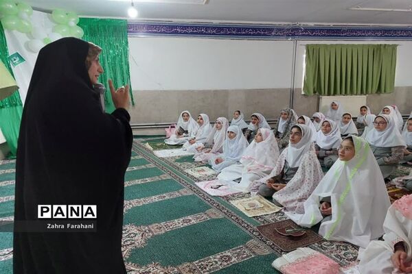 جشن نماز دانش‌آموزان آموزشگاه الله‌اکبر اسلامشهر