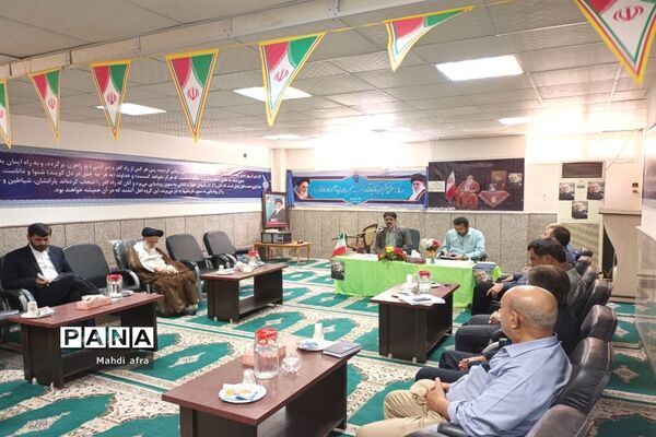 نشست جهاد تبیین مدیران مدارس غیر دولتی با امام جمعه بهبهان