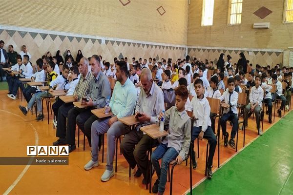 نواخته شدن زنگ عاطفه‌ها در مدارس شادگان