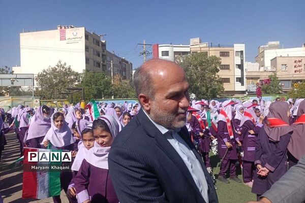 جشن عاطفه‌ها در دبستان پوشینه بافت ایران ناحیه ۳ شیراز