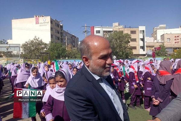 جشن عاطفه‌ها در دبستان پوشینه بافت ایران ناحیه ۳ شیراز