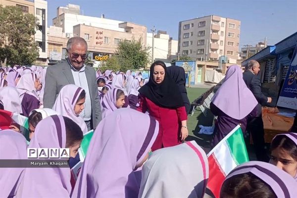 جشن عاطفه‌ها در دبستان پوشینه بافت ایران ناحیه ۳ شیراز