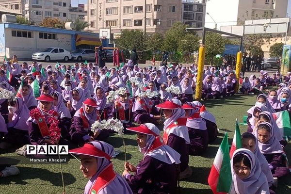 جشن عاطفه‌ها در دبستان پوشینه بافت ایران ناحیه ۳ شیراز
