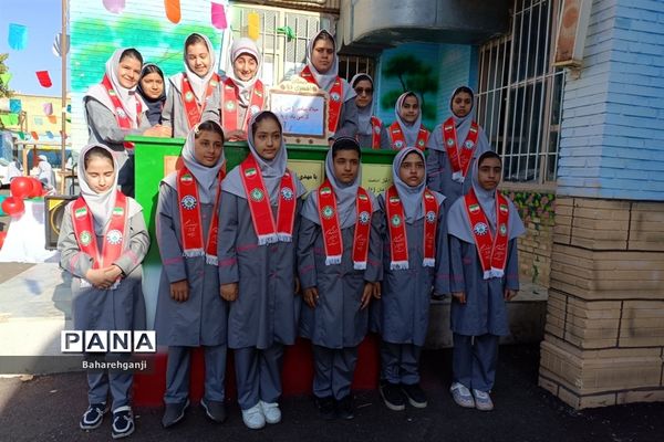 برپایی سفره صبحانه سلامت به‌مناسبت هفته وحدت در شیراز