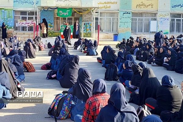 جشن هفته وحدت در دبیرستان دخترانه شاهد فیض ناحیه ۳ شیراز