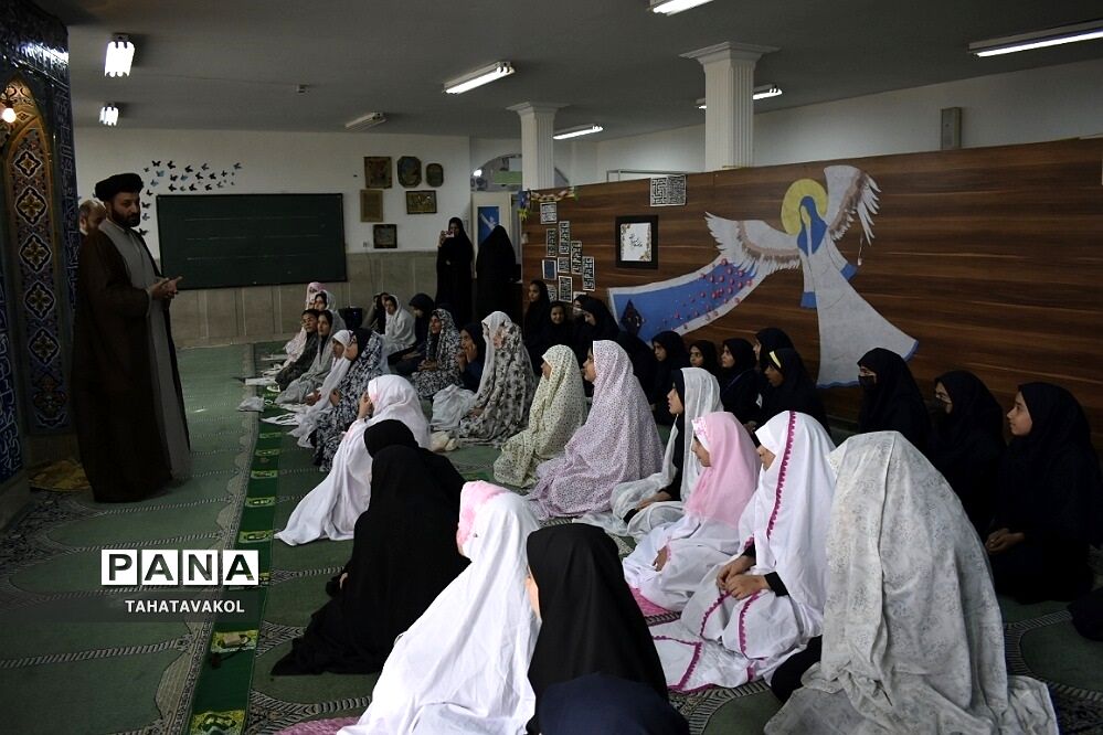 آیین زنگ نماز دبیرستان دخترانه الزهرا بومهن