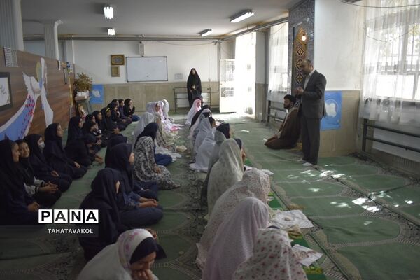 آیین زنگ نماز دبیرستان دخترانه الزهرا بومهن