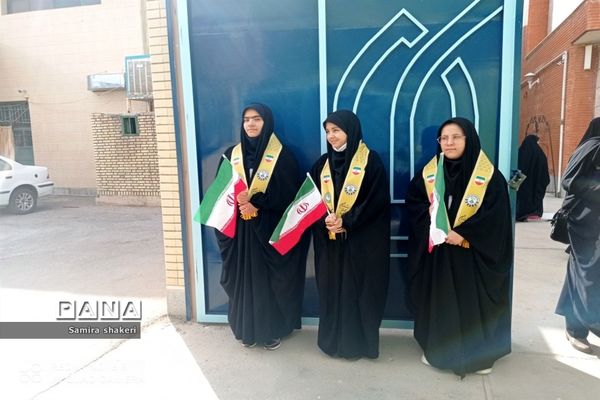 مراسم شور عاطفه‌ها در دبیرستان عالمه جاجرم