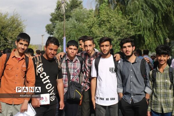 اعزام دانش‌آموزان منتخب استان چهارمحال و بختیاری به اردوی زیارتی مشهد مقدس