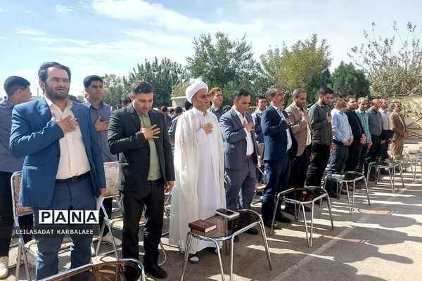 جشن میلاد حضرت محمد(ص) و امام جعفر صادق(ع) در دبیرستان نورالهدی کهریزک