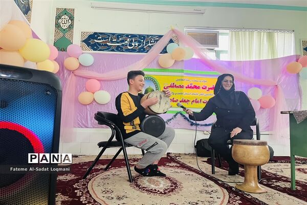 جشن میلاد حضرت رسول(ص) و امام صادق(ع) دبستان دخترانه سیدالشهدا(ع)