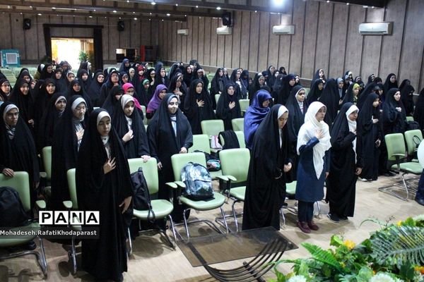 جشن میلاد پیامبر اکرم (ص) و امام جعفر صادق (ع) در سالن اجتماعات شهید چمران ناحیه ۵ مشهد