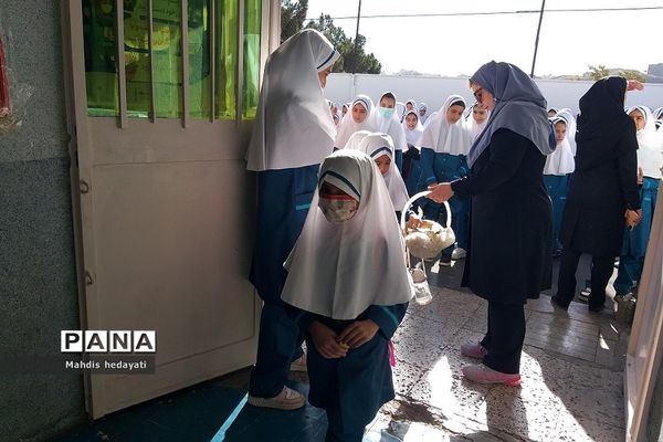 جشن میلاد پیامبر در مدارس رودهن