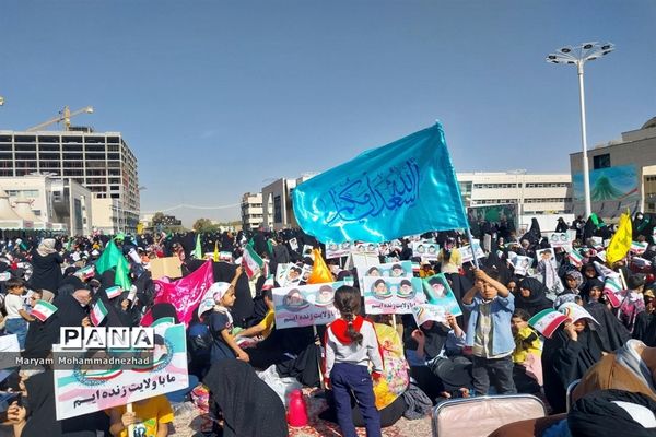 جشن بزرگ خیریه آبشار عاطفه‌ها