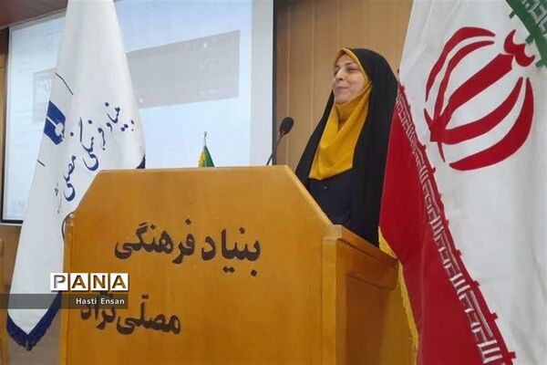جلسه مجمع عمومی انجمن اولیا و مربیان دبیرستان آرمیتا مصلی‌نژاد