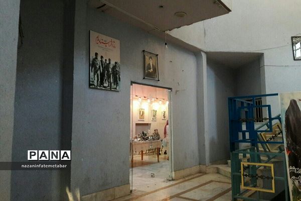 نمایشگاه هنرهای تجسمی هنرمندان شهرستان فیروزکوه به‌مناسبت هفته فرهنگی