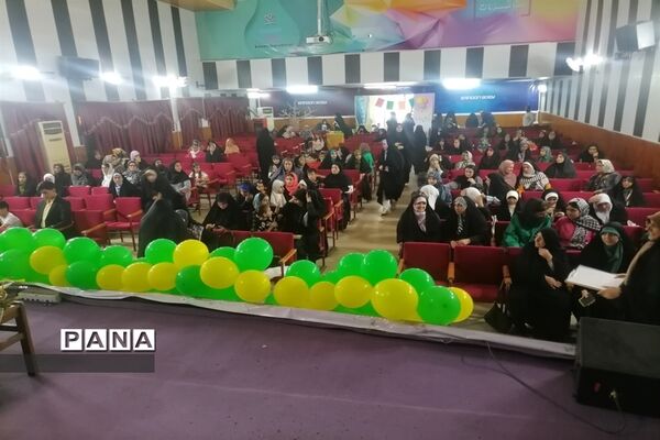 جشن میلاد با سعادت پیامبر اکرم (ص) و امام جعفر صادق (ع) در قائمشهر
