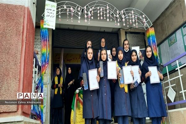 جشن ولادت رسول اکرم (ص) و امام جعفر صادق(ع) در مدارس و پایگاه‌های بسیج شهرستان ملارد