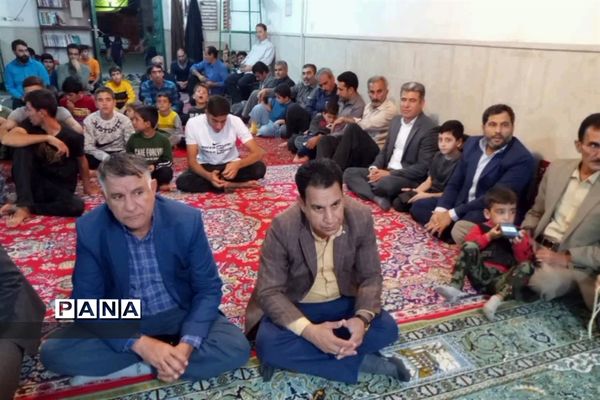 جشن هفته وحدت در مسجد صاحب‌الزمان (عج) محله حیدرخانی شهرکوهنانی‌