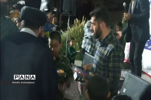 برگزاری جشن میلاد پیامبر (ص) و امام جعفر صادق (ع) در شهرک شهید درخشان