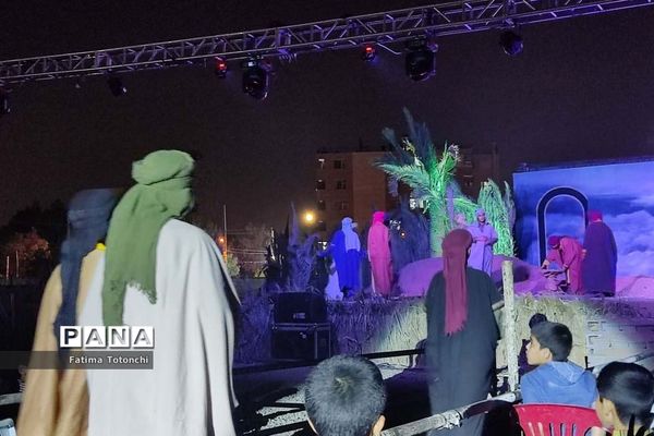 اجرای نمایش آن سوی تاریکی‌ها درجستجوی نور