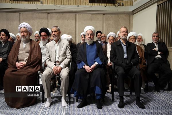 دیدار مسئولان نظام، سفرای کشور‌های اسلامی و میهمانان کنفرانس وحدت با مقام معظم رهبری