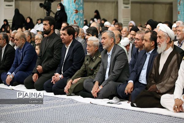 دیدار مسئولان نظام، سفرای کشور‌های اسلامی و میهمانان کنفرانس وحدت با مقام معظم رهبری