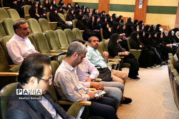 دوره آموزش تکمیلی «معلم راوی» در قم