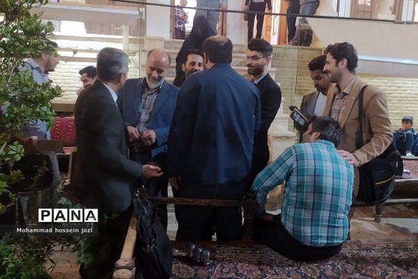 نشست خبری روز قم در خانه تاریخی یزدان پناه