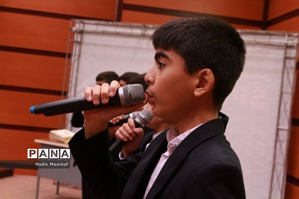 آیین تجلیل از برگزیدگان طرح‌های کارشناسی مشاوره و مراقبت در برابر آسیب‌های اجتماعی