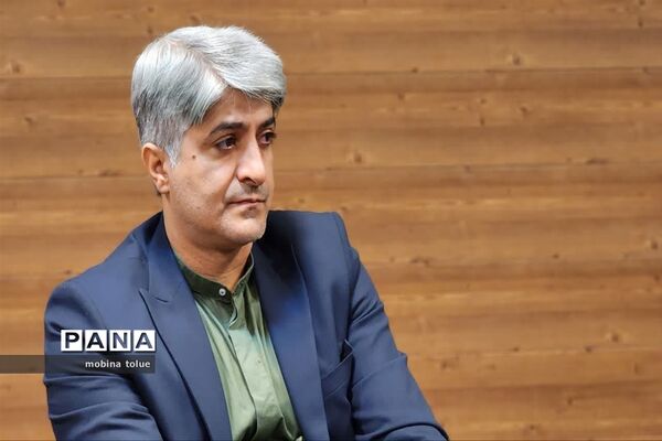 جلسه موسسان مدارس غیر دولتی  در ناحیه یک بهارستان