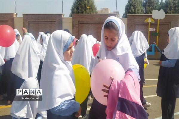 طنین زنگ مقاومت در مدارس ملارد و صفادشت