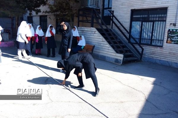 روز جهانی کودک در دبستان دخترانه سما ۲ رودهن