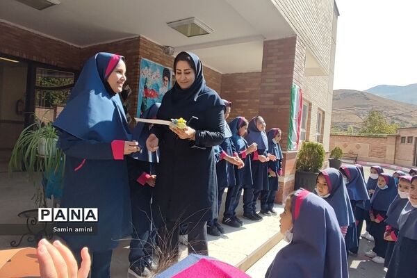 جشن روز جهانی کودک در دبستان برکت آبعلی