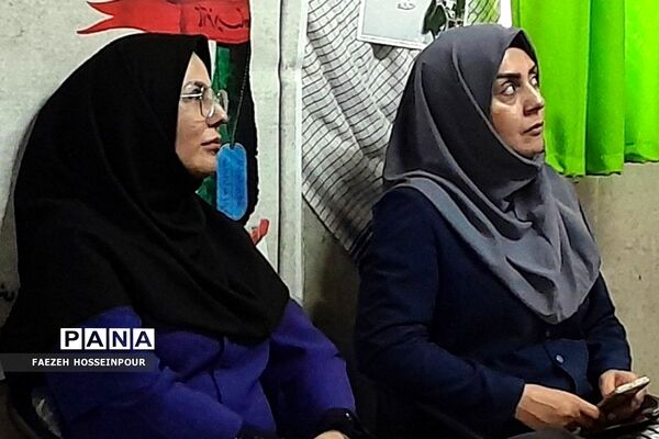 برگزاری همایش انگیزشی «بهترین خودت باش» ویژه دانش‌آموزان کنکوری در دبیرستان حکمت