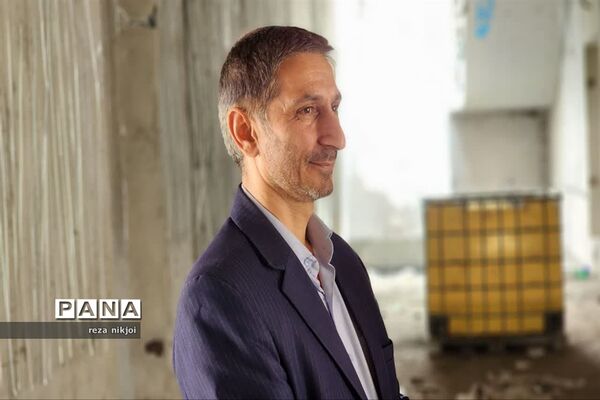 بازدید از مدارس در حال ساخت شهرستان بهارستان