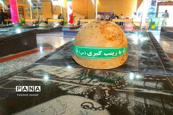 گرامیداشت روز نیروی انتظامی در گلزار شهدای ملارد